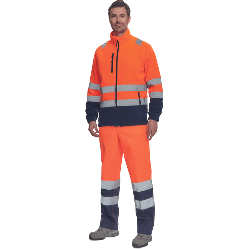 03460002-SEVILLA-HV-fleece-jacket-orange-navy-03520010-BURGOS-HV-pants-orange-navy-model-CERVA-PROSINEC-2019-3252.tif 03460002 SEVILLA HV fleece jacket orange navy 03520010 BURGOS HV pants orange navy model CERVA PROSINEC 2019 3252.tif